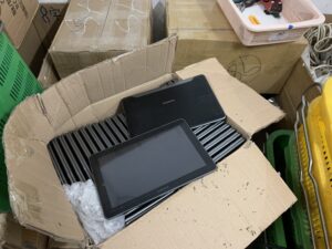 客戶賣來 本店602部SAMSUNG平板
