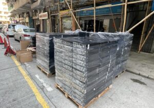 客戶賣來本店，4板HP主機 400多部。