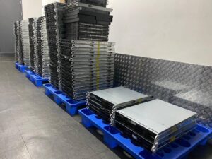客戶賣來本店，6000KG服務器