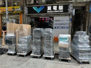 銅鑼灣利園二期(寫字大樓)，回收多部DELL主機+服務器